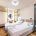 Centre In Stone House Spalato