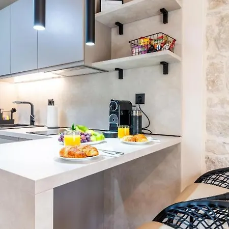 Apartment Centre In Stone House *