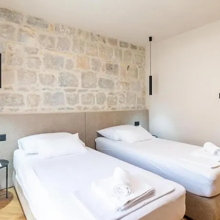 Apartment Centre In Stone House